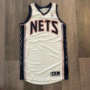Authentic Adidas New Jersey Nets Blank Jersey. Large + 2” White/Navy New no tags